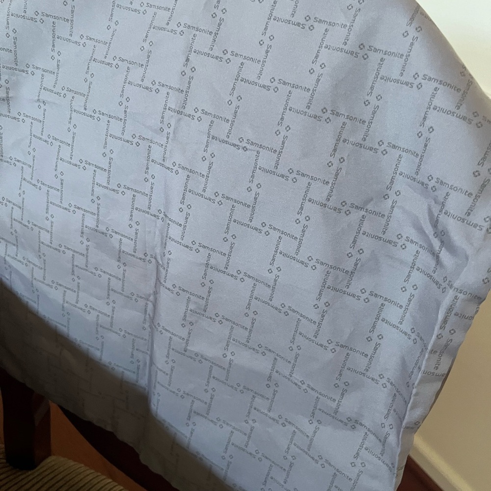 Samsonite Light Gray Logo Drawstring Pouch/ Bogo … - image 4